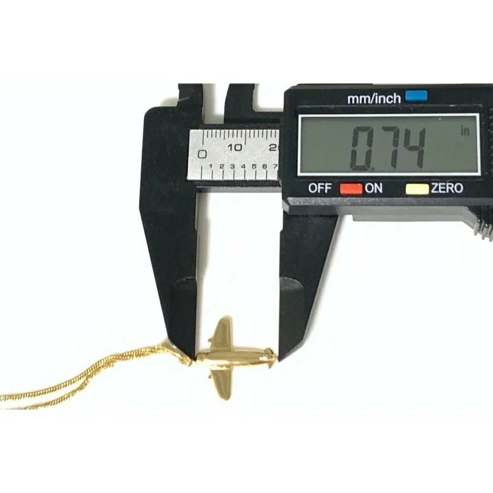 18K Gold 17.5 inches Necklace Airplane Pendant 1.83 grams - Picture 7 of 15